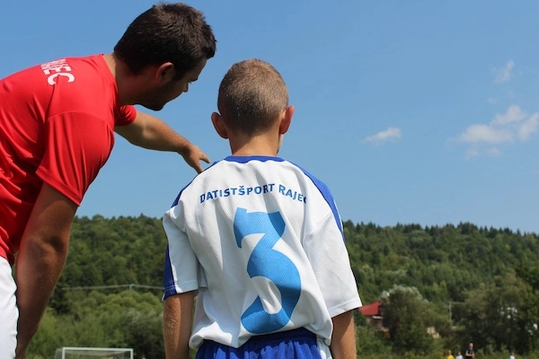 Entraîneur(e) pour les camps d'été